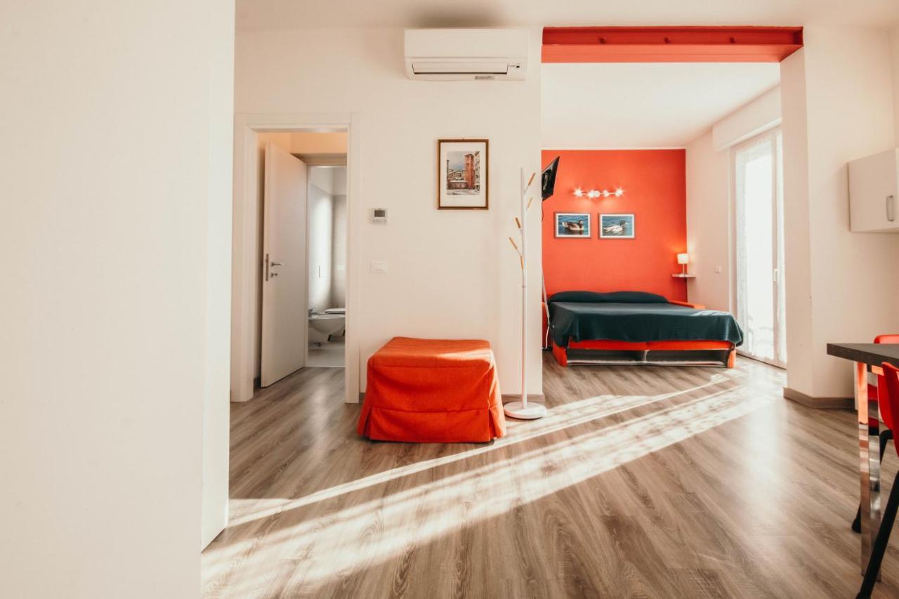 AL 13 Rosso Stresa Exterior foto