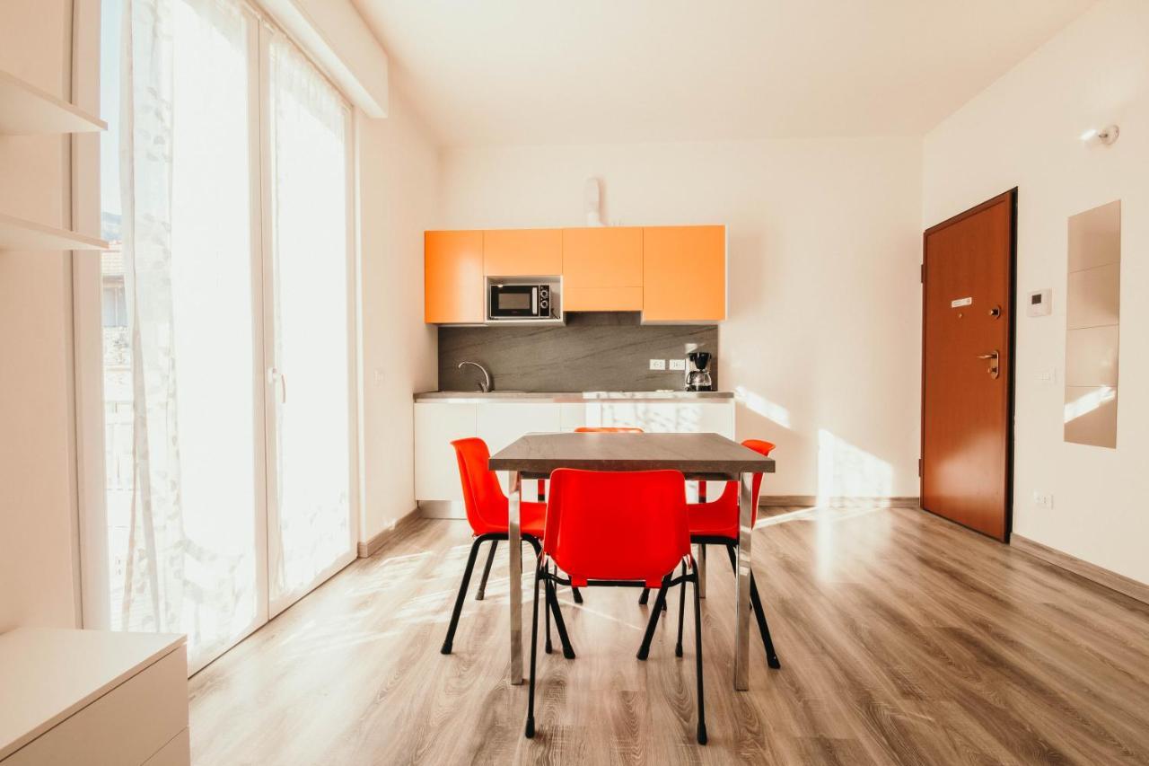 AL 13 Rosso Stresa Exterior foto
