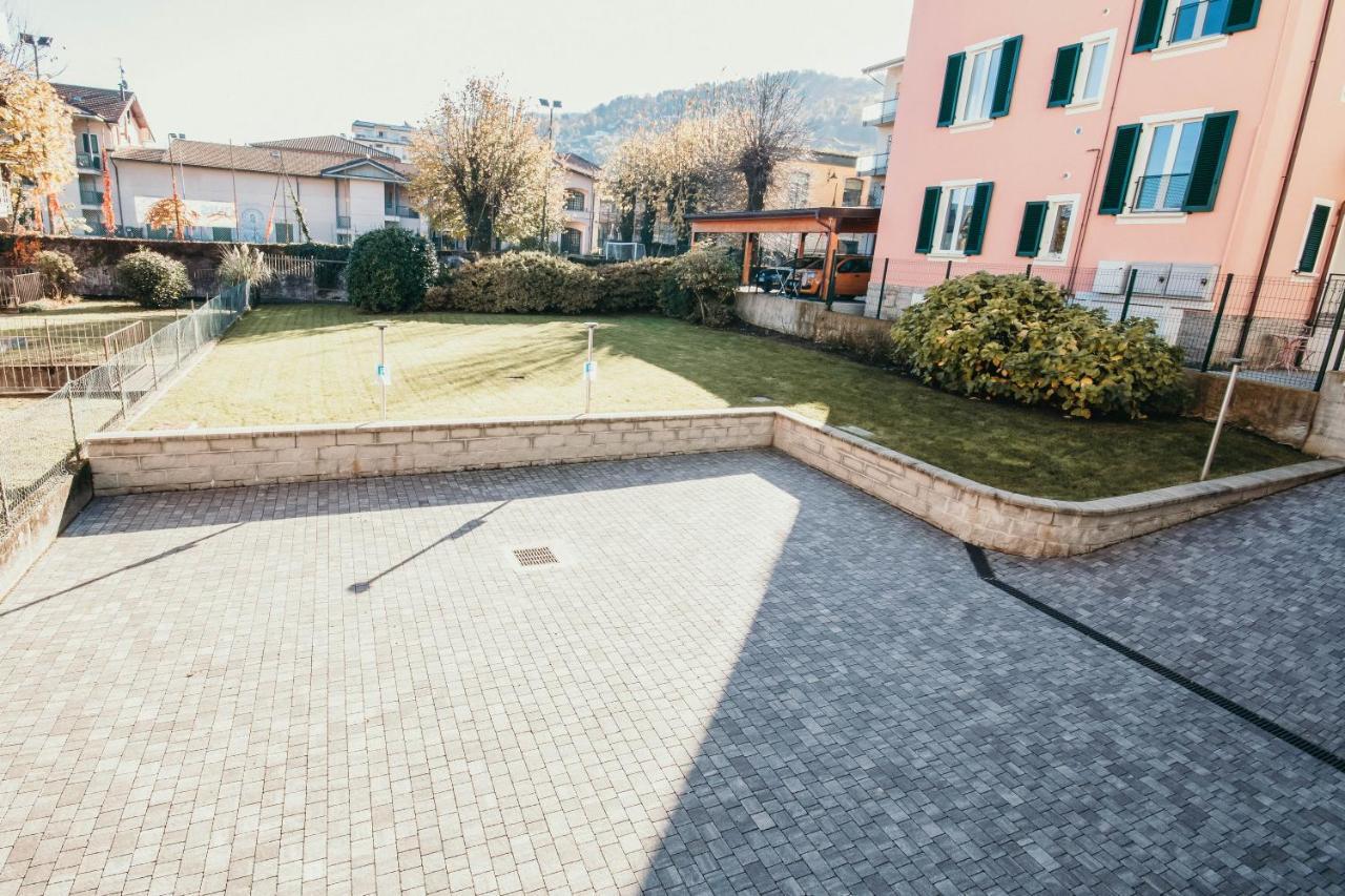AL 13 Rosso Stresa Exterior foto