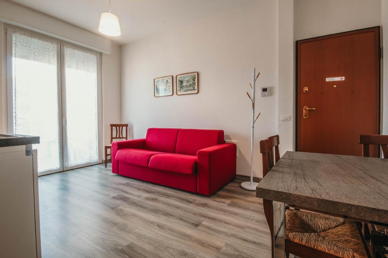 AL 13 Rosso Stresa Exterior foto